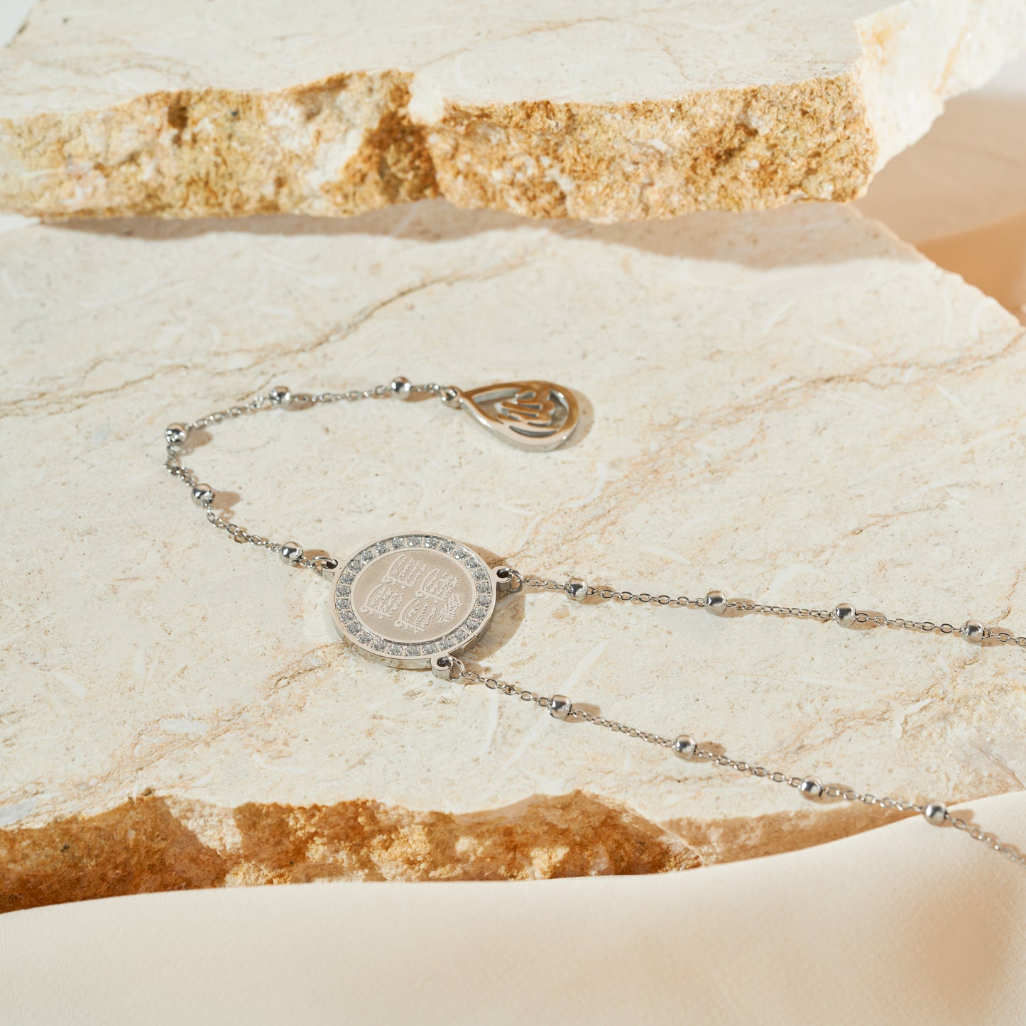 4 Qul Drop Necklace