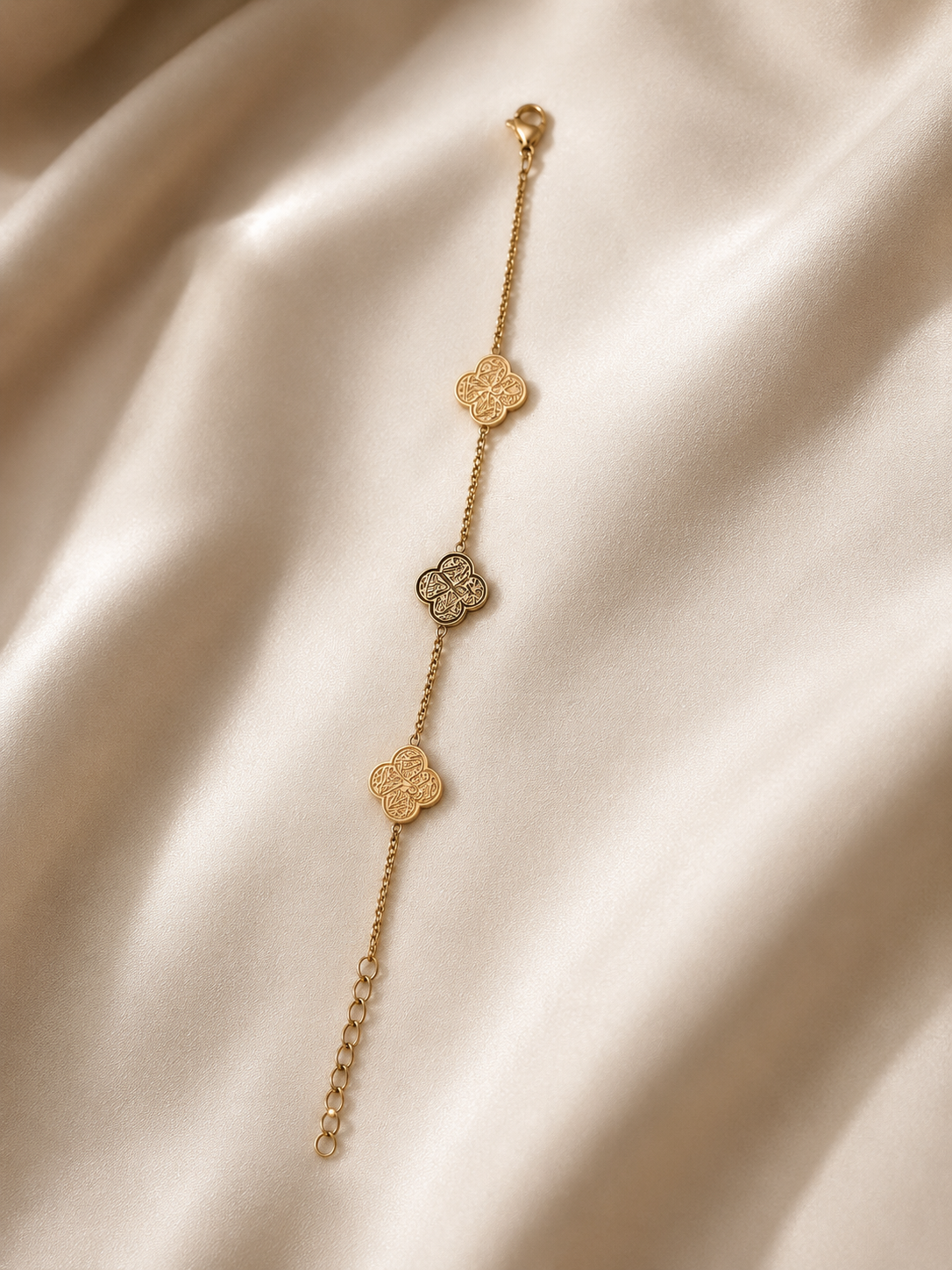 Faith Clover Bracelet
